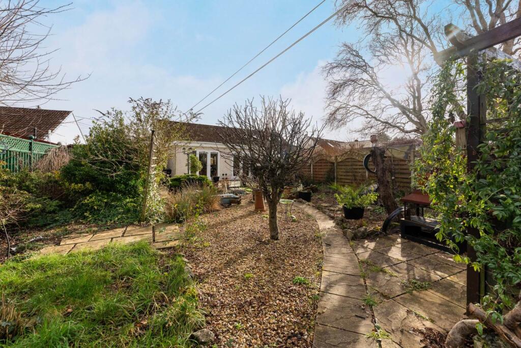 Additional image 11 of Vale Crescent, St Georges