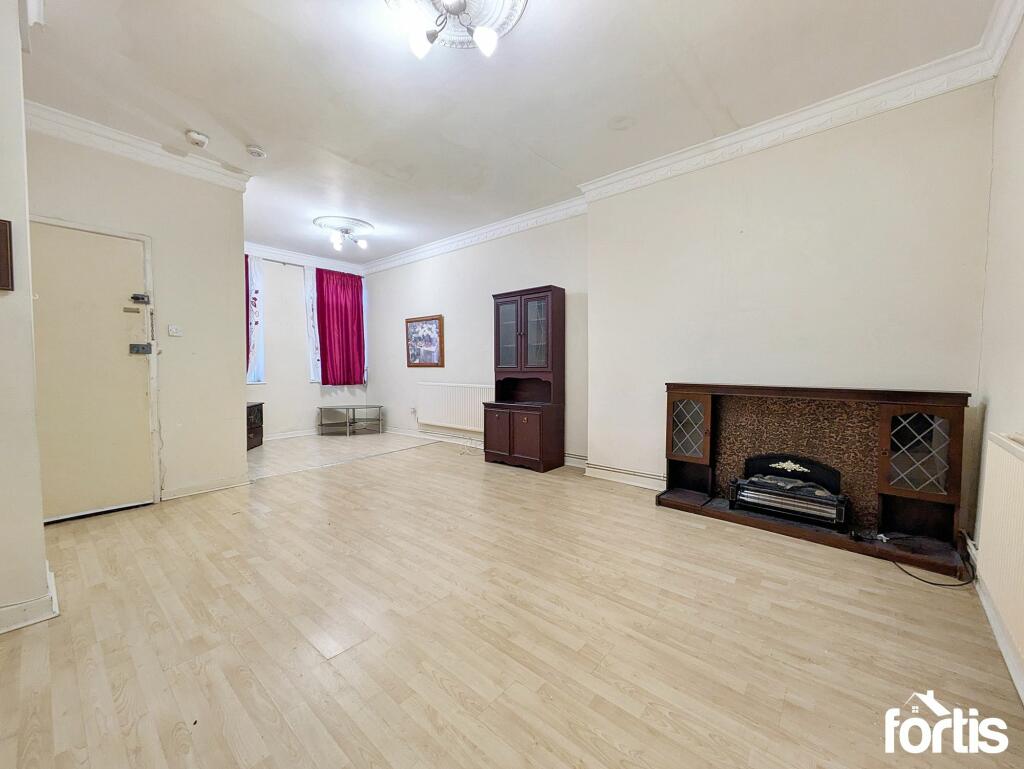 Additional image 10 of Commercial Street, Maesteg, CF34