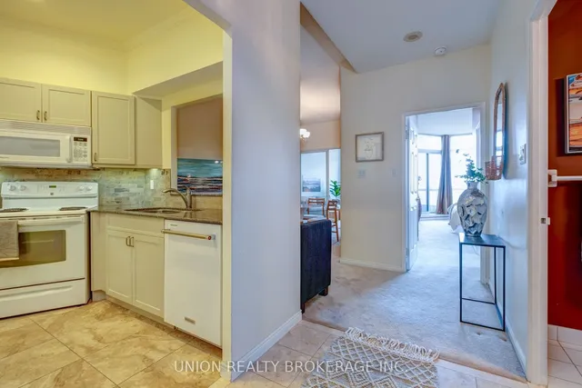 Additional image 3 of 10 Guildwood Pkwy Unit 1417