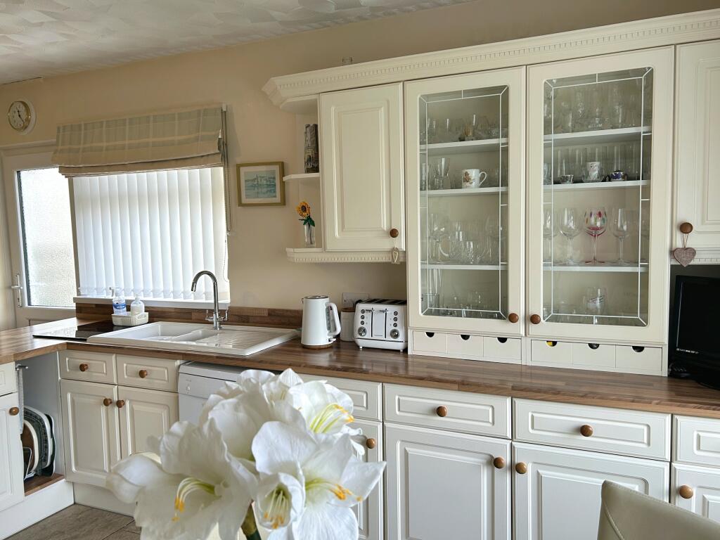 Additional image 9 of PENYLAN AVENUE, PORTHCAWL, CF36 3LL