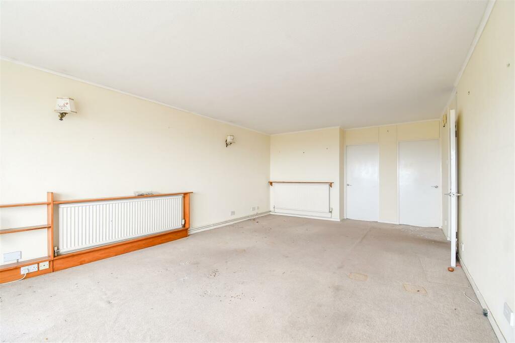 Additional image 12 of St Osyth Court, Barry