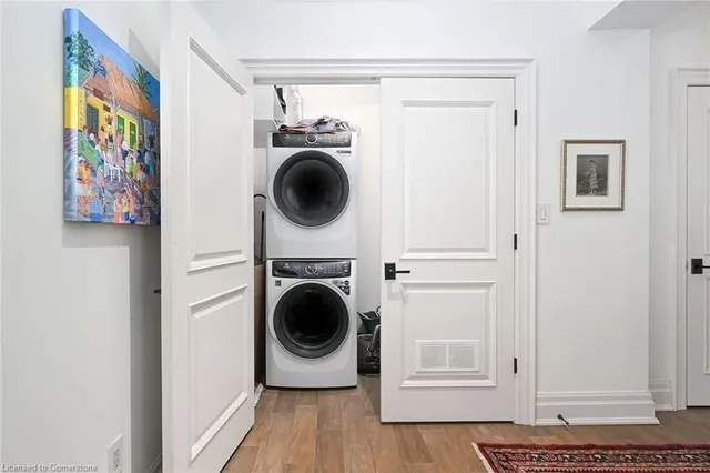 Additional image 24 of 397 King St Unit 205