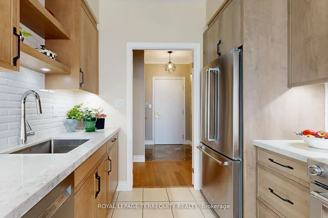 Additional image 9 of 2 Aberfoyle Cres Unit 1201