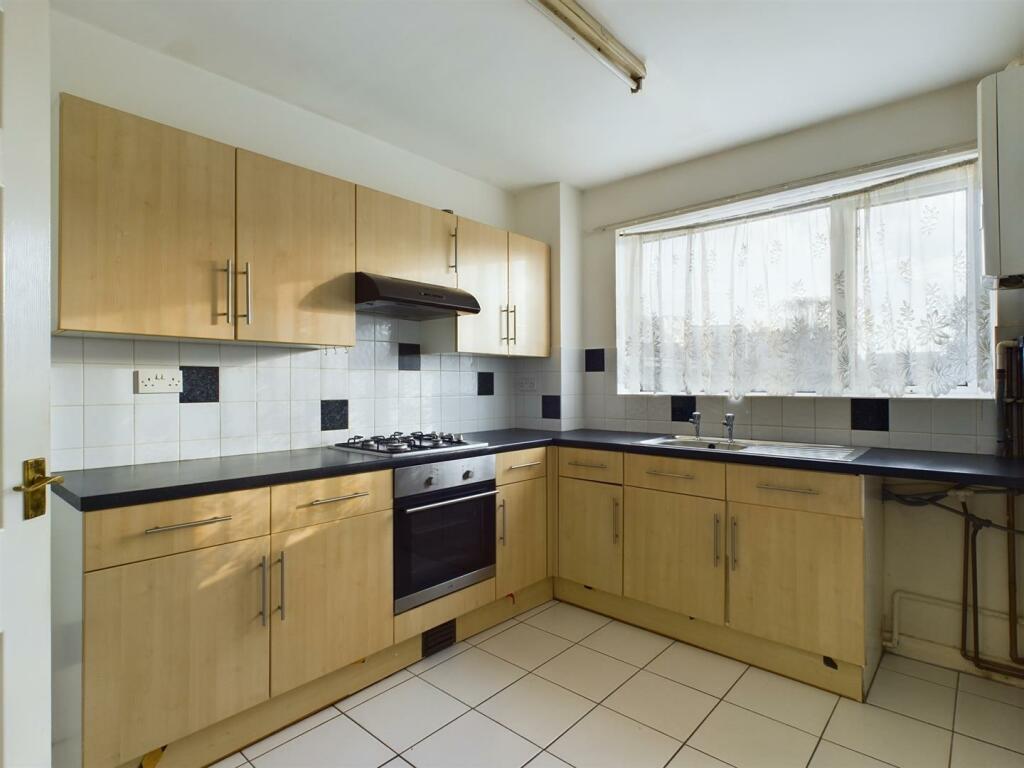 Additional image 2 of Llys Onnen, South Road, Porthcawl