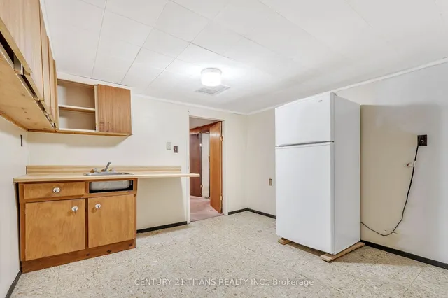 Additional image 27 of 48 Merrian Rd