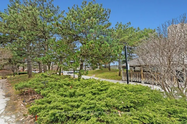 Additional image 13 of 78 Upper Canada Dr Unit 3