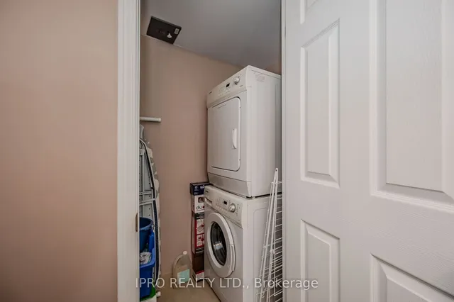 Additional image 32 of 190 Manitoba St Unit 605