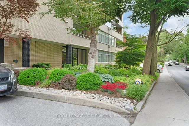 Additional image 19 of 581 Avenue Rd Unit 404