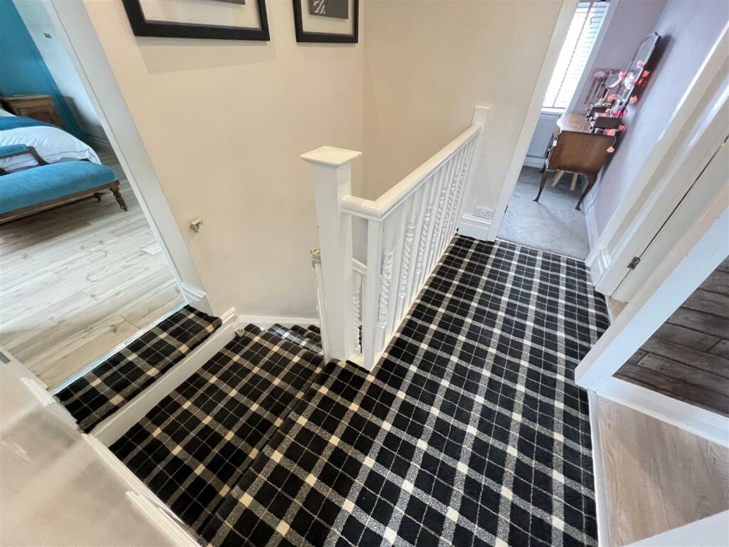 Additional image 34 of Mostyn Avenue, Heswall, Wirral