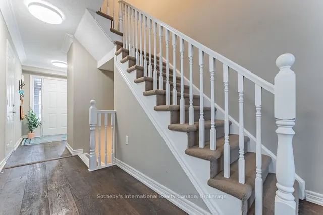 Additional image 18 of 130 Robert St Unit 6
