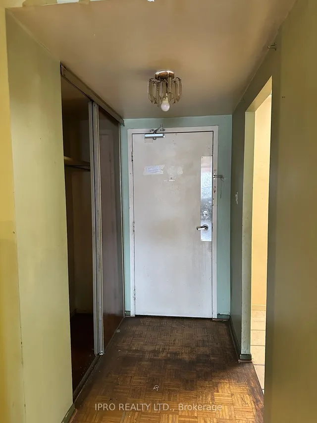 Additional image 20 of 25 Sunrise Ave Unit 403