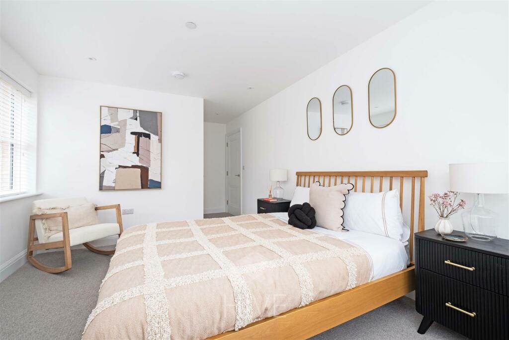 Additional image 12 of West Cliff Gardens, West Cliff, Bournemouth