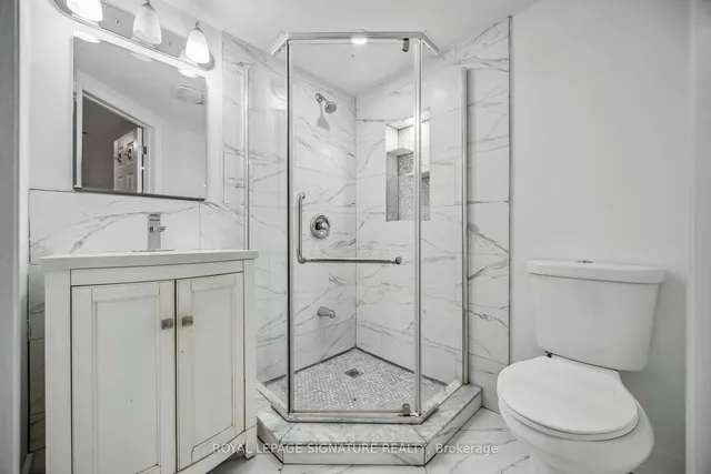 Additional image 27 of 1318 Dundas St