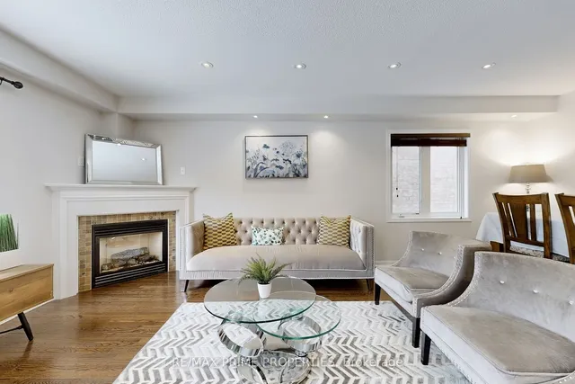 Additional image 7 of 748 CALDWELL Cres