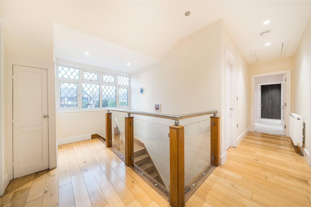 Additional image 22 of Highfield Road, Chislehurst