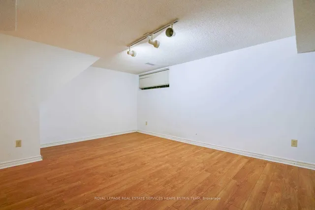 Additional image 25 of 26 Hazel Ave