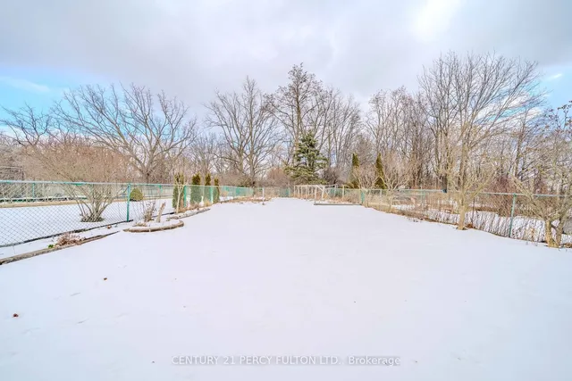 Additional image 33 of 63 Midland Ave