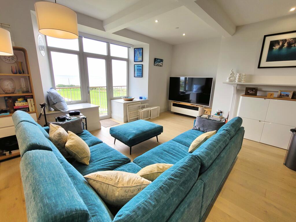 Additional image 5 of THE REST, REST BAY, PORTHCAWL, CF36 3UP