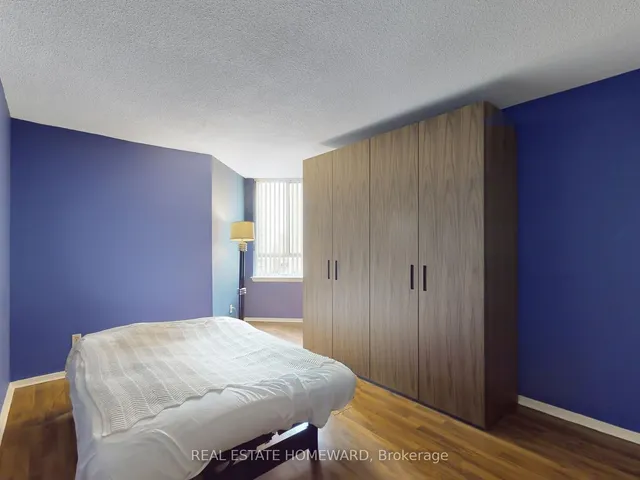 Additional image 13 of 633 Bay St Unit 901