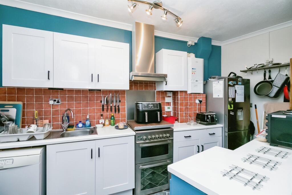 Additional image 14 of Wynd Street, Barry