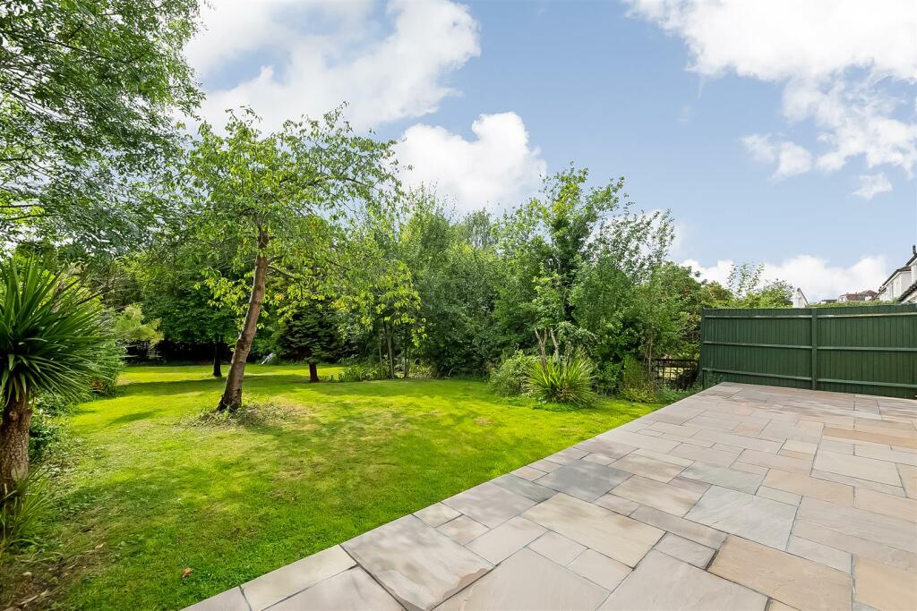 Additional image 19 of Elwill Way, Beckenham