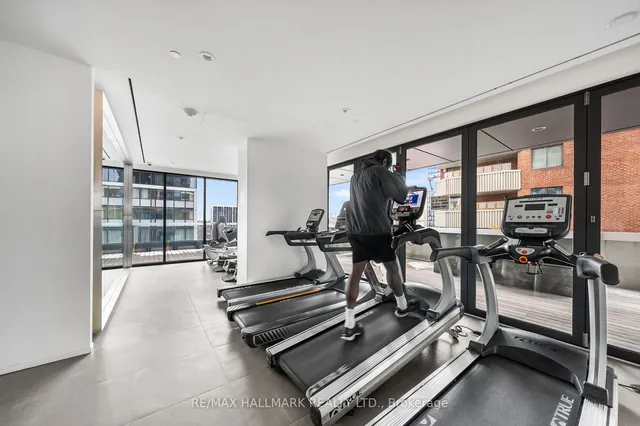 Additional image 30 of 159 Dundas St Unit 4004