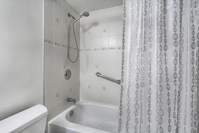 Additional image 25 of 362 The East Mall Unit 1908