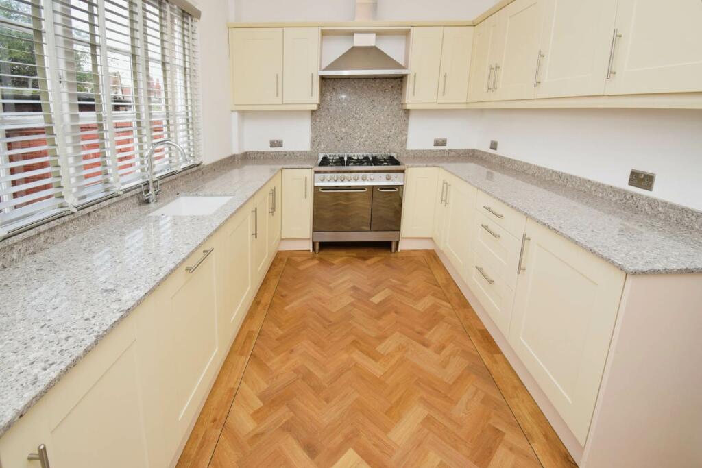 Additional image 12 of Pool Bank, Port Sunlight