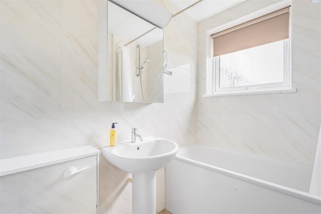 Additional image 13 of Sherlock Close, Cambridge