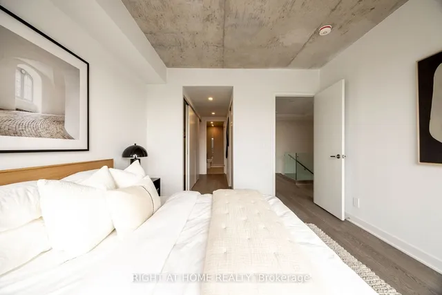 Additional image 19 of 2720 Dundas St Unit 607