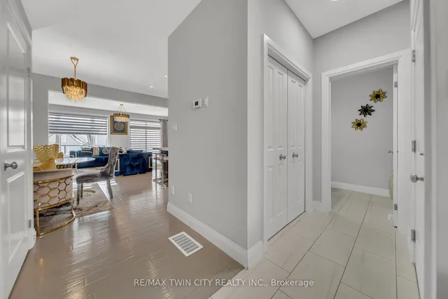 Additional image 11 of 114 Rivertrail Ave