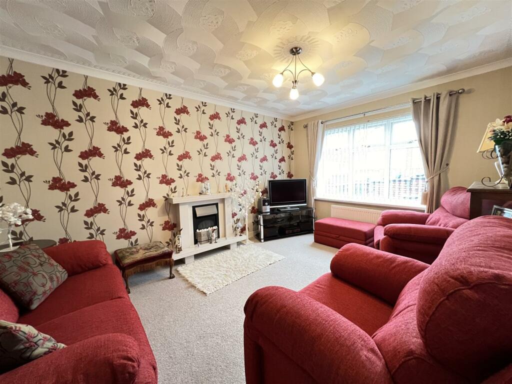 Additional image 2 of Parc Glas