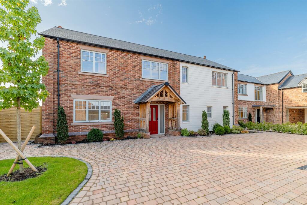 Additional image 2 of Belgrave Garden Mews, Pulford, Chester