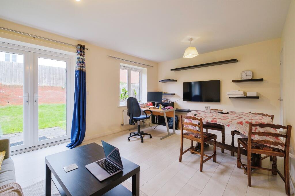 Additional image 3 of Strachey Close, Saffron Walden