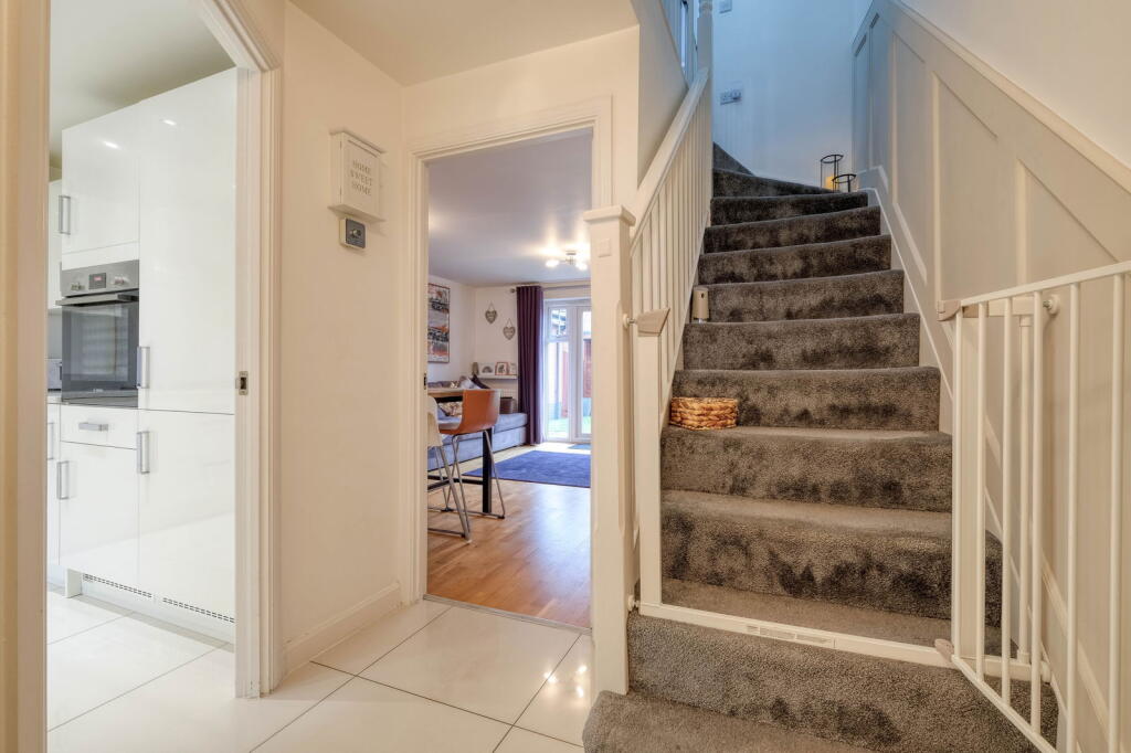 Additional image 8 of Harris Close, Greenlands, Redditch, B98 7PP