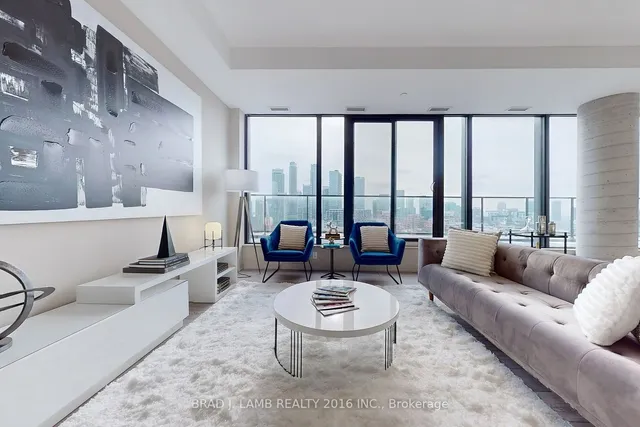 Additional image 3 of 458 Richmond St Unit 1702