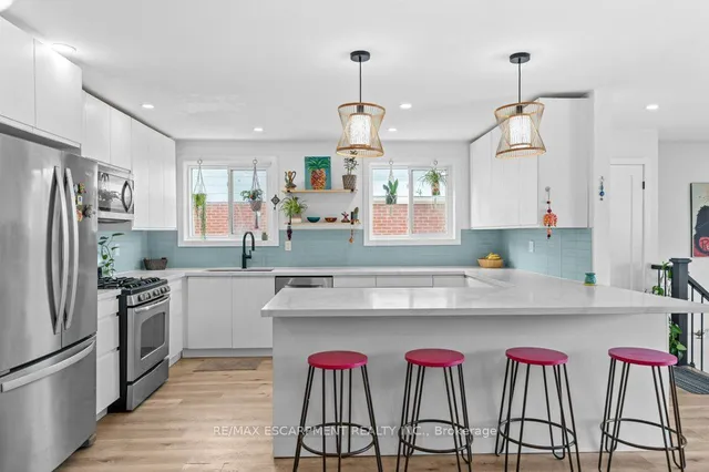 Additional image 15 of 3346 Hannibal Rd