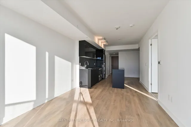 Additional image 10 of 8 Tippett Rd Unit 1208