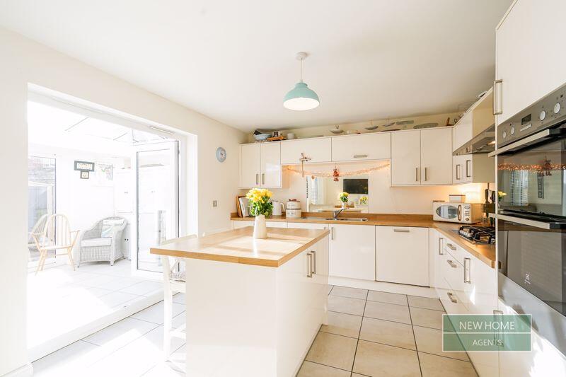 Additional image 3 of Balmoral Avenue, Heaton, Bolton, BL1 5UY