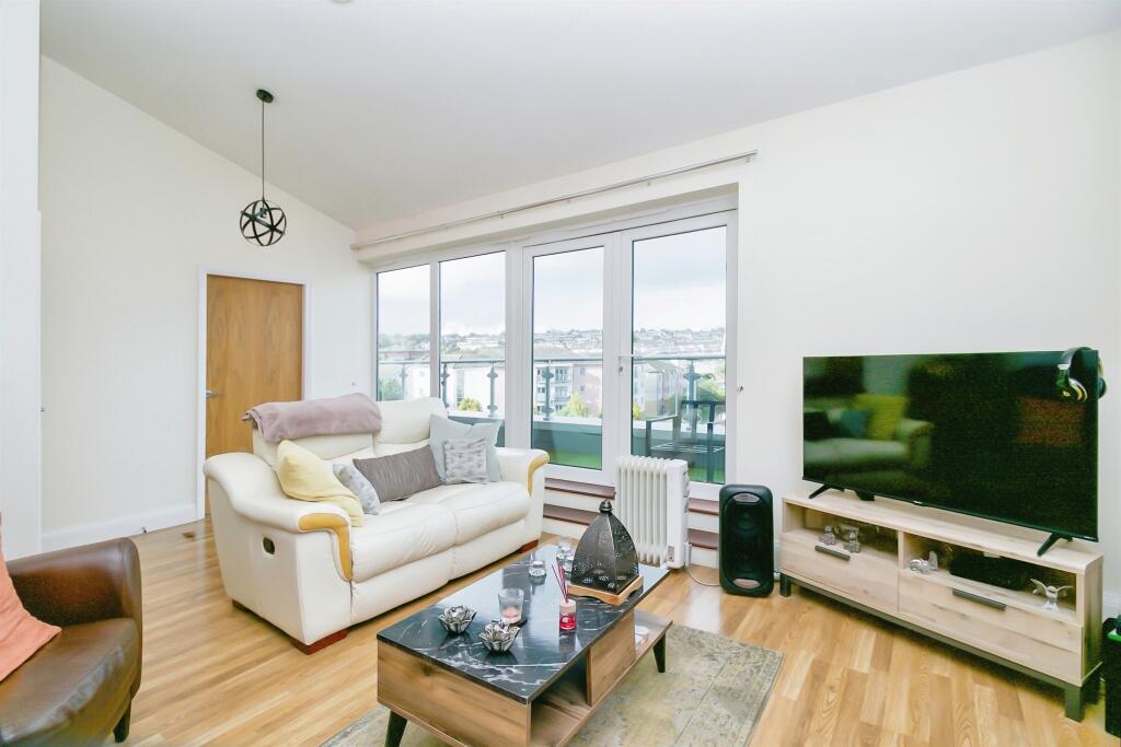 Additional image 4 of Glanfa Dafydd, Barry