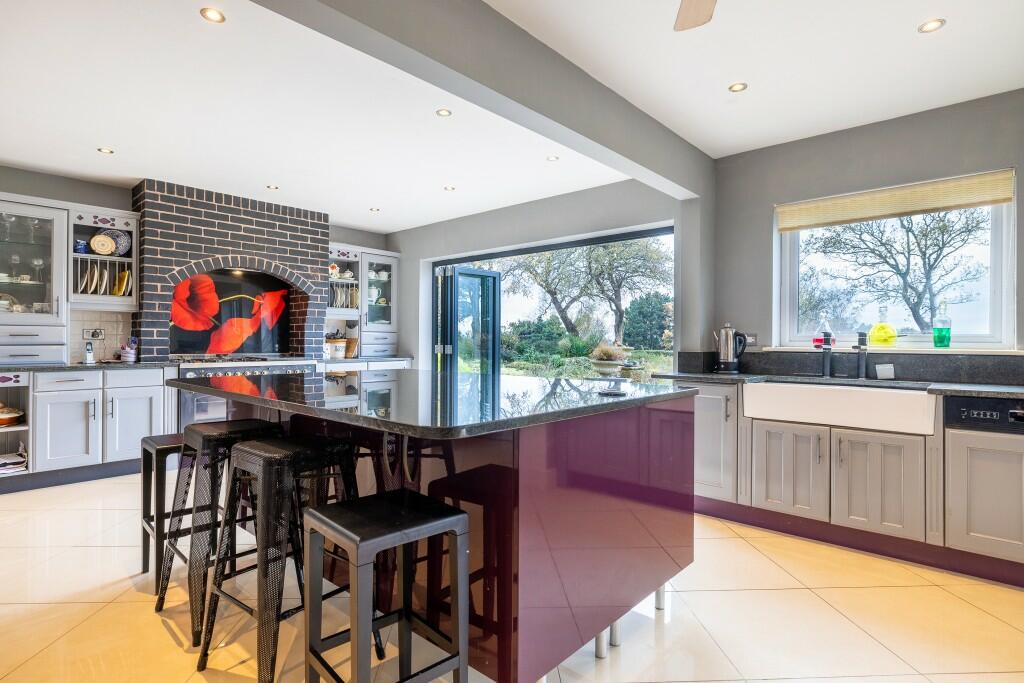 Additional image 8 of Links Hey Road, CH48