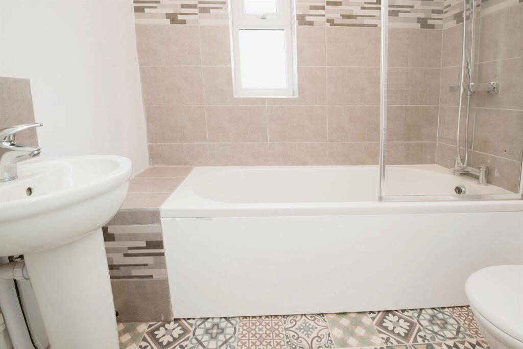 Additional image 7 of Bingle Lane, St. Athan, Barry