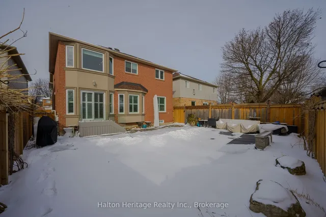 Additional image 33 of 32 Waterwheel Cres