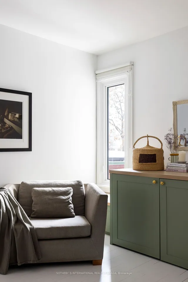 Additional image 27 of 107 Oxford St