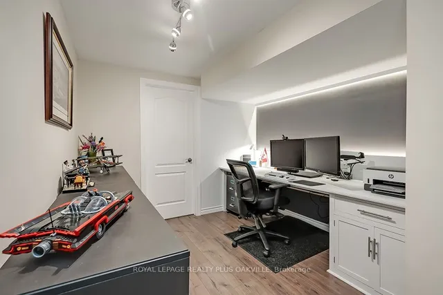 Additional image 24 of 2234 Shadetree Ave