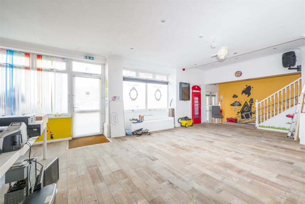 Additional image 27 of Market Street, Barry