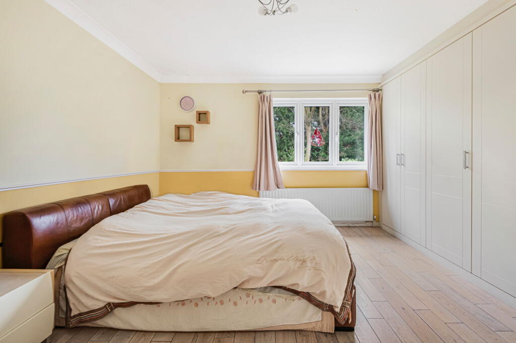 Additional image 10 of Oakham Drive, Bromley, BR2