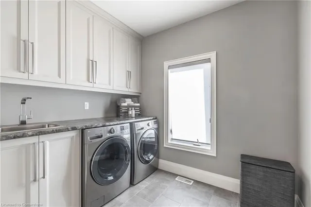 Additional image 17 of 4-258 Edgewater Cres