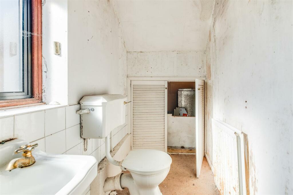 Additional image 13 of Neston Road, Willaston, Neston