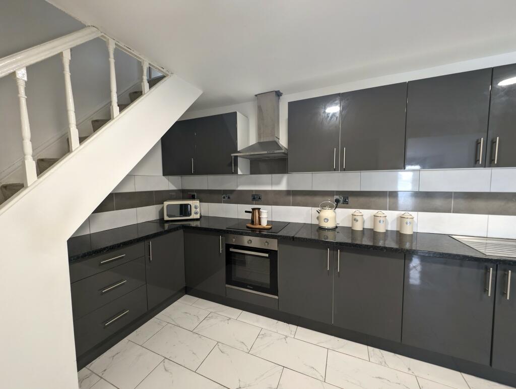 Additional image 17 of Milton Terrace, Merthyr Tydfil, CF47 0DG